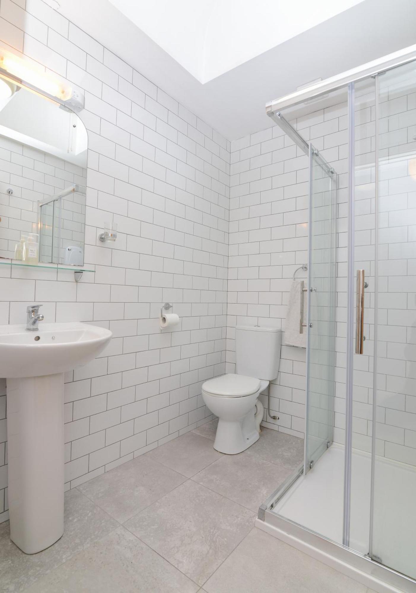 The Red Keep Fab Location - Two Bed - Two Bathrooms -Townhouse Голвей Екстер'єр фото
